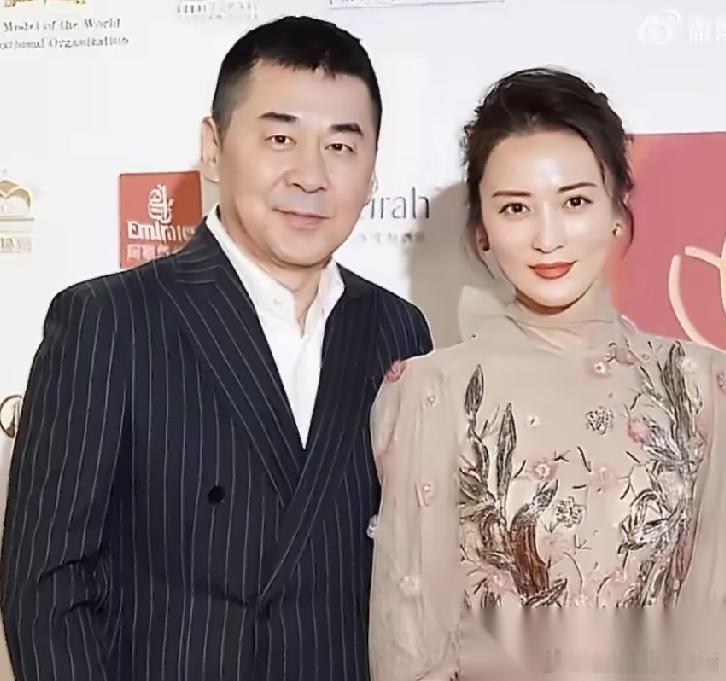蒋勤勤是永远不会离婚的，原因很简单，不是因为她生了两个儿子，找不到更好的人了，