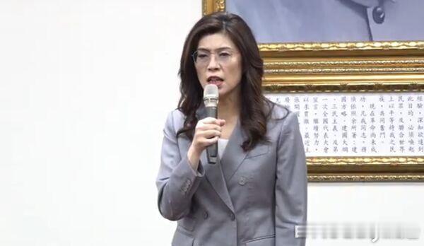 讽赖清德是“误食台毒工作者”，郑丽文：725游览车已爆满台湾中联油脂大豆沙拉油