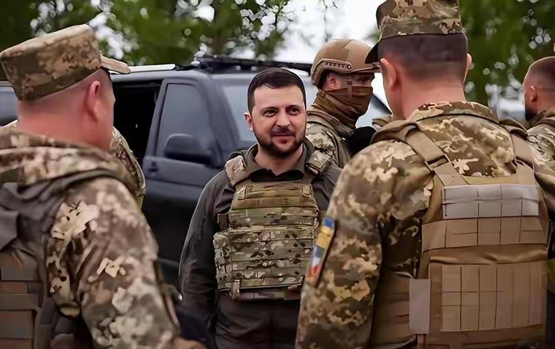 俄:阿美这回失算了吧听你说弹药紧张啊美:开什么玩笑我家怎么会弹药紧张