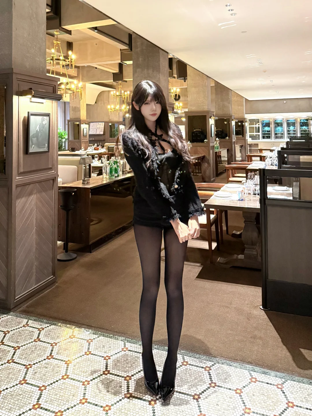 身高183➕顶光下厚黑美学