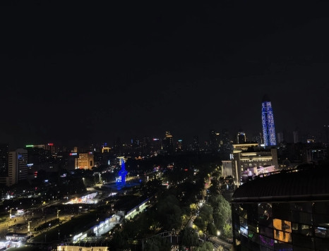 代驾小哥举报豪车车主酒驾事情起因是代驾小哥碰见一辆豪车，车主非让小哥代驾开走，