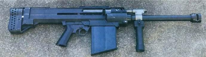 配备火控系统，最大射程超过2000米，能发射可编程空爆弹药拦截低空无人机。国产新