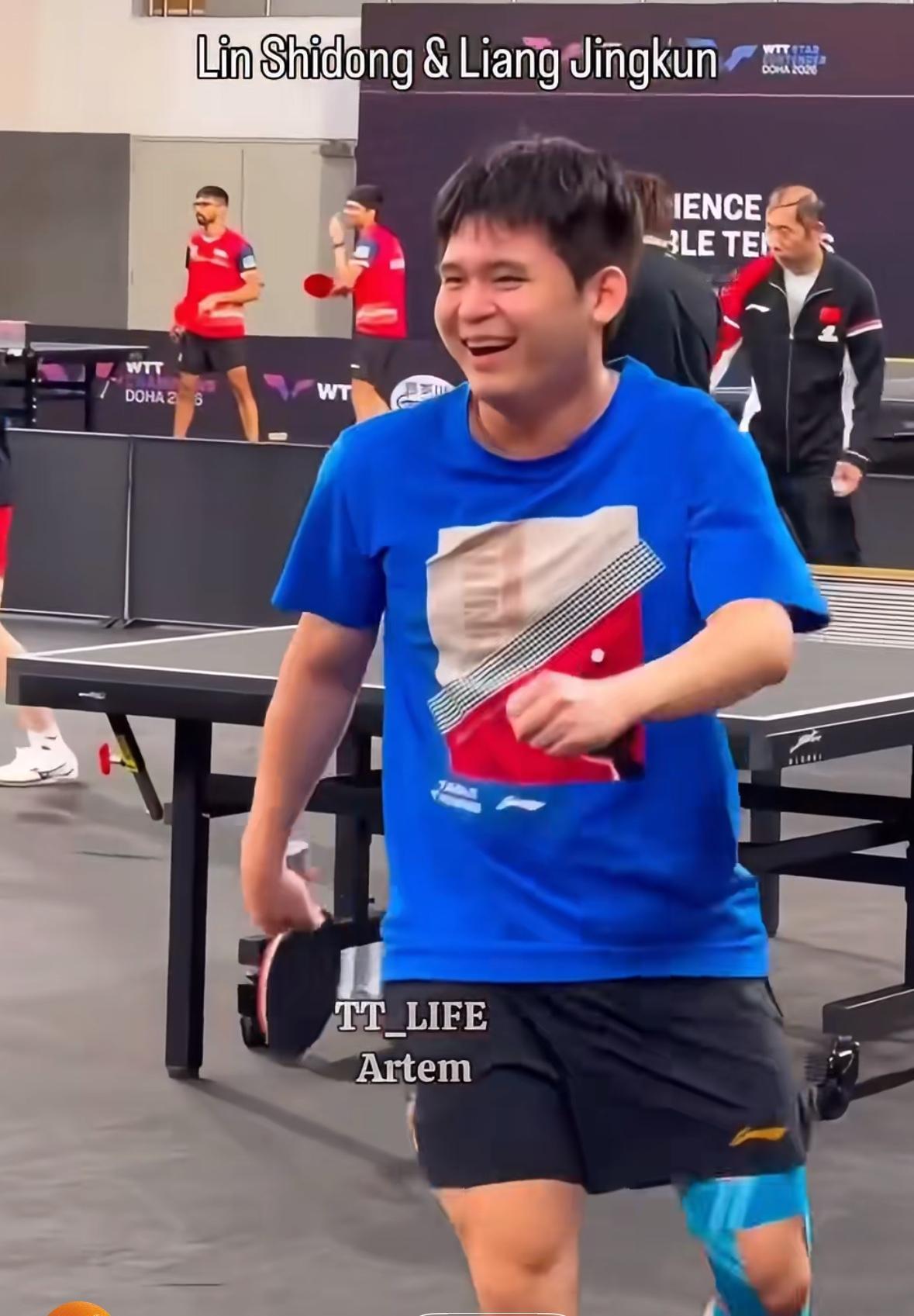 真新鲜，周启豪的场外是梁靖崑，温瑞博的场外是王皓，黄友政的场外陈垣宇，向鹏