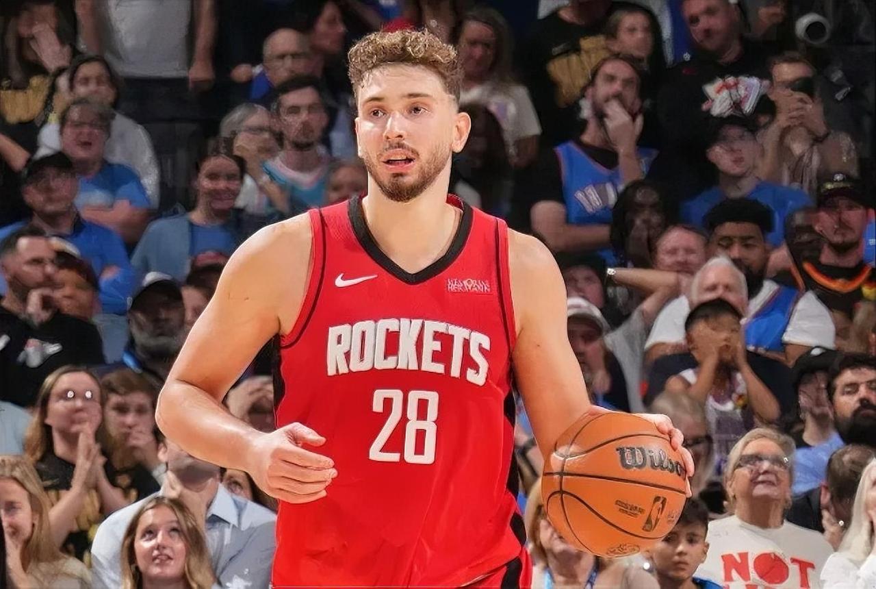 有一说一，今日奎因和申京根本不在一个级别！！申京：今日出战33分钟，投篮1