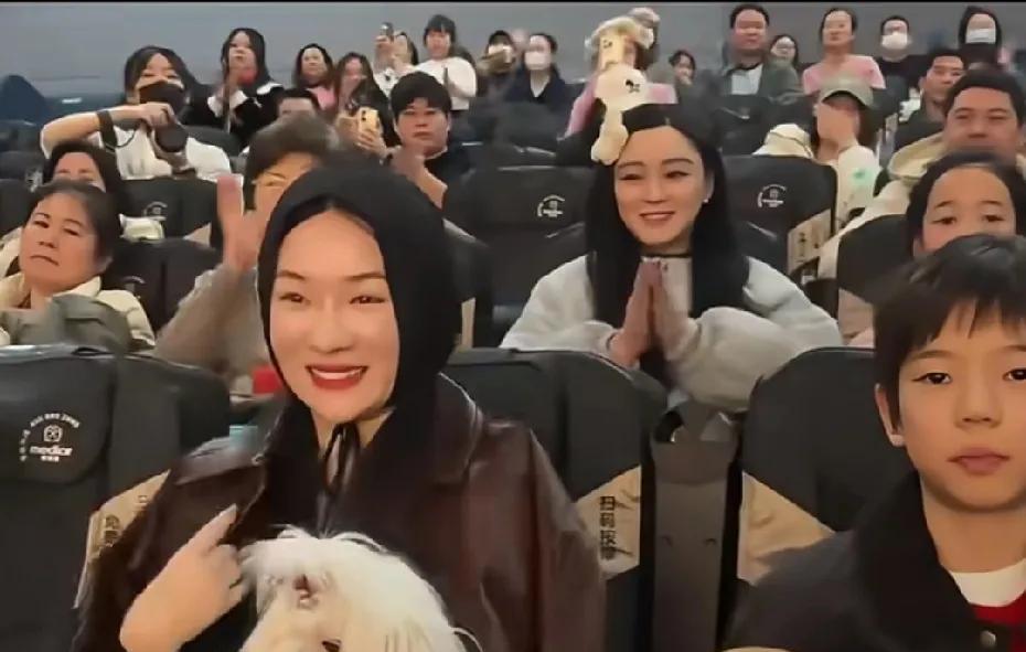 怪不得很久看不到霍思燕拍戏了终于明白霍思燕为啥不拍戏了，不是没资源或挑剧本，原