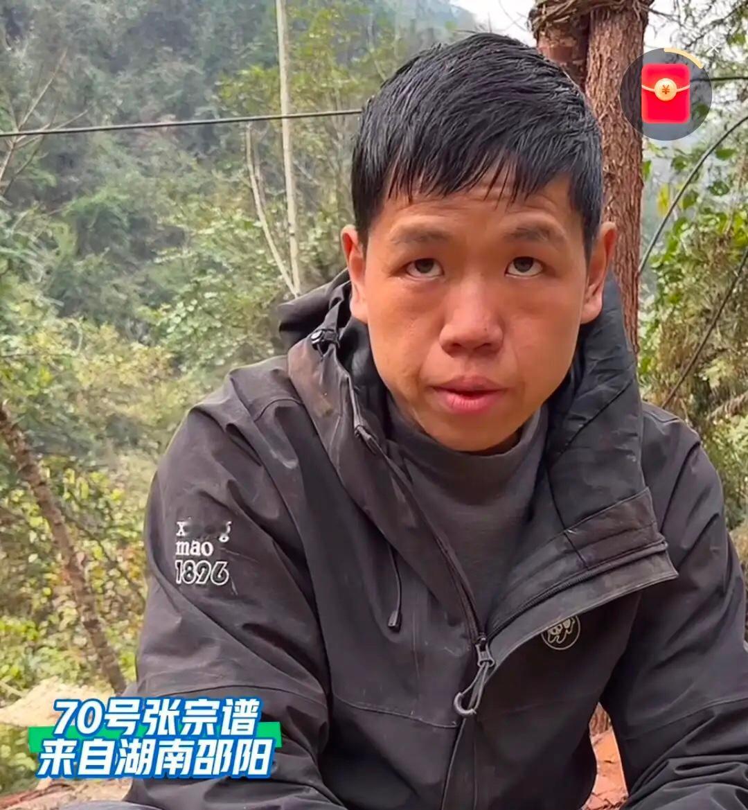 荒野决赛的第十七天，张老六二十天的时候应该会退赛，他的肠胃已经对场地里面的食物产