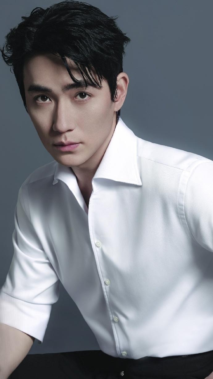 朱一龙每年都会发微博祝杨蓉生日快乐，除了他俩关系好之外，也反映了一件事儿，朱老师
