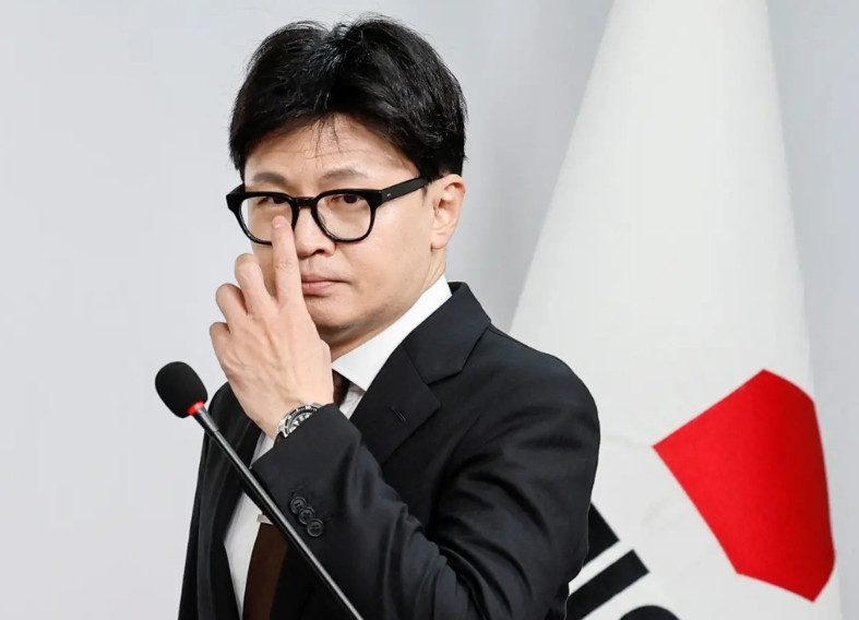 现在韩国政坛最失意的人应该就是前国民力量党党魁韩东勋了吧！当初尹锡悦发动戒严，准