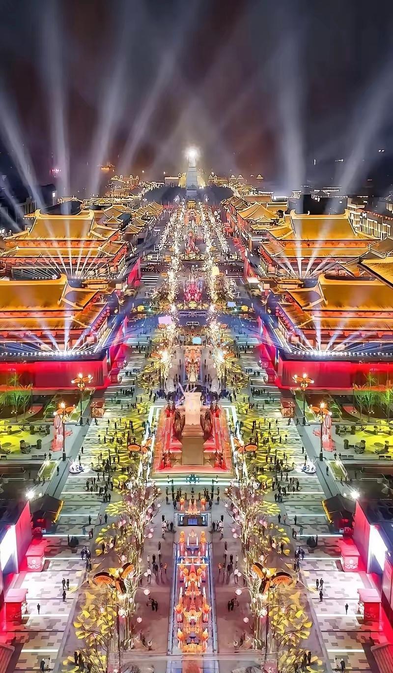 西安大唐不夜城被查了，但出乎意料的是被查的并不是他们公司的负责人，​而是总