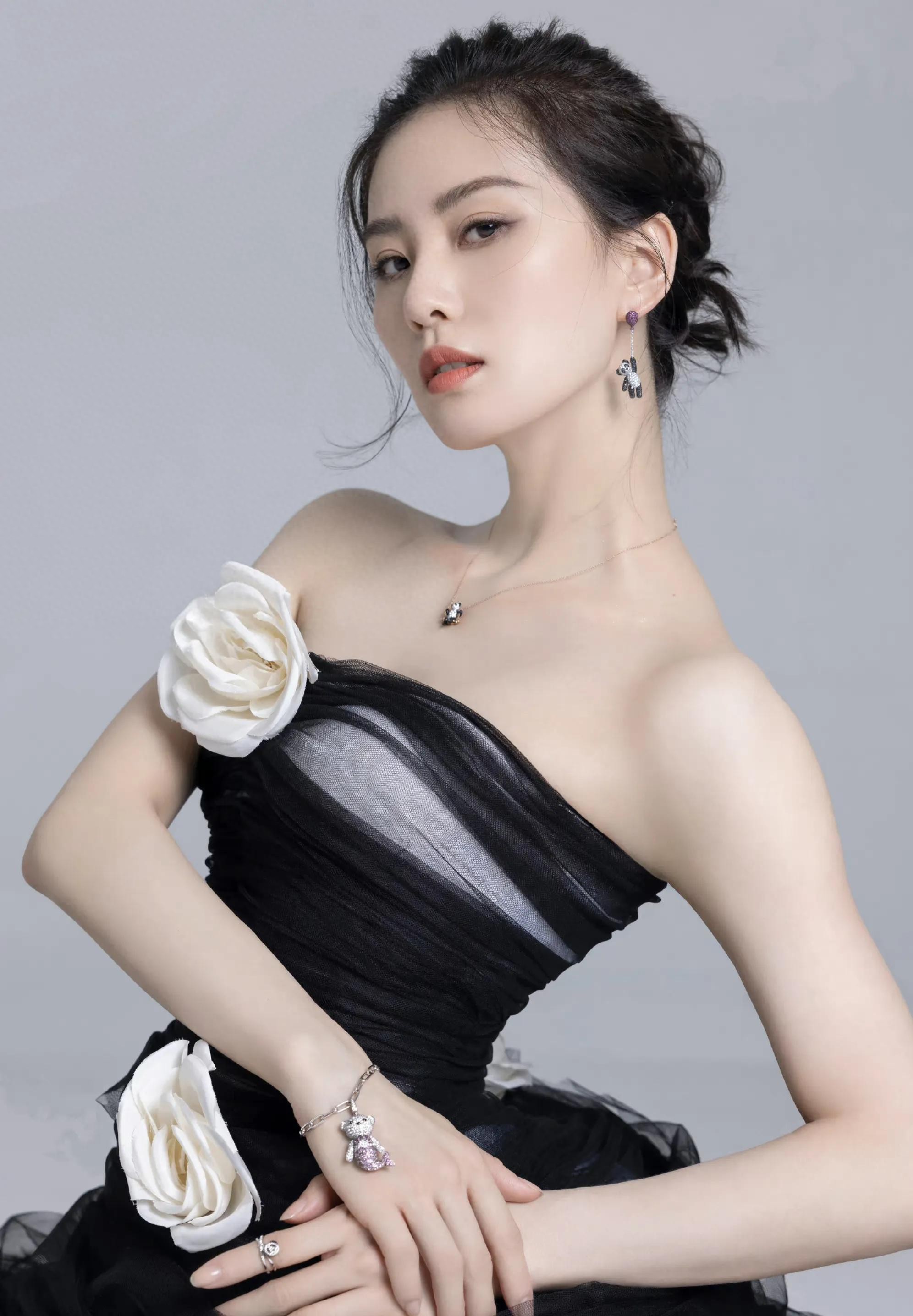 刘诗诗写真合集珍藏：出水芙蓉、气质女神