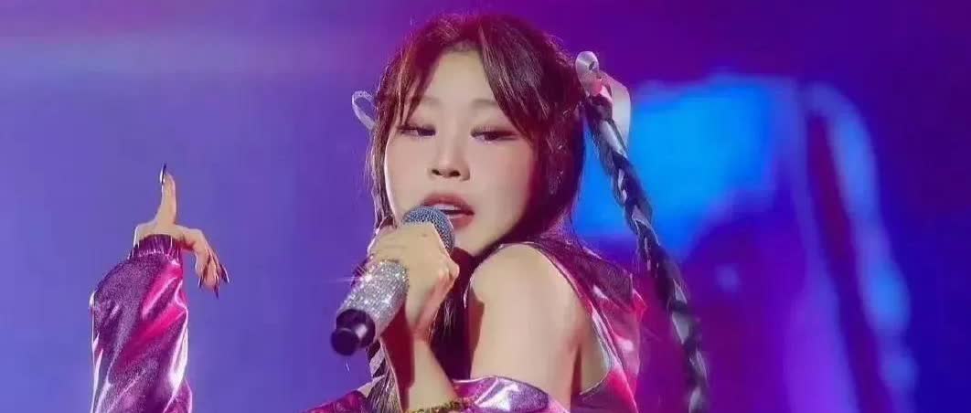 神秘嘉宾竟是亲闺女！观众怒掀退票潮：这钱够包十年KTV“花1500块钱！