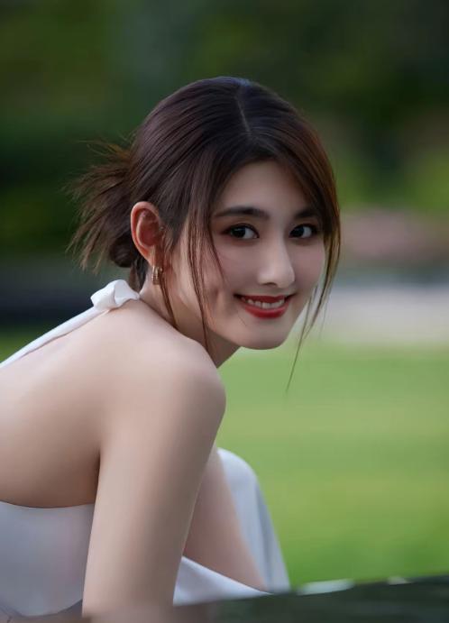我有一个大胆的猜测，演员韩沛颖，很有可能是张嘉益演艺生涯中，遇到的最看走眼的一个
