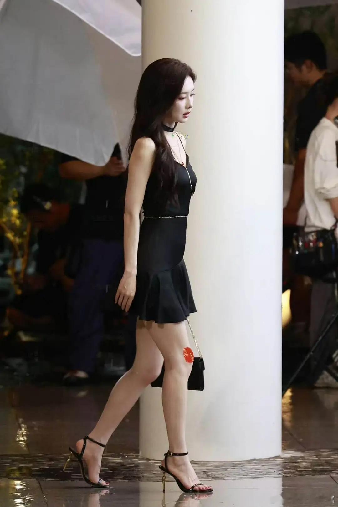 女明星同款造型，谁赢了[并不简单]​​​
