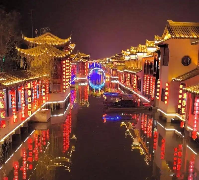 东宛园景色太美了，秒杀趵突泉台儿庄清明上河园完全理解！东宛园确实有股“黑马”