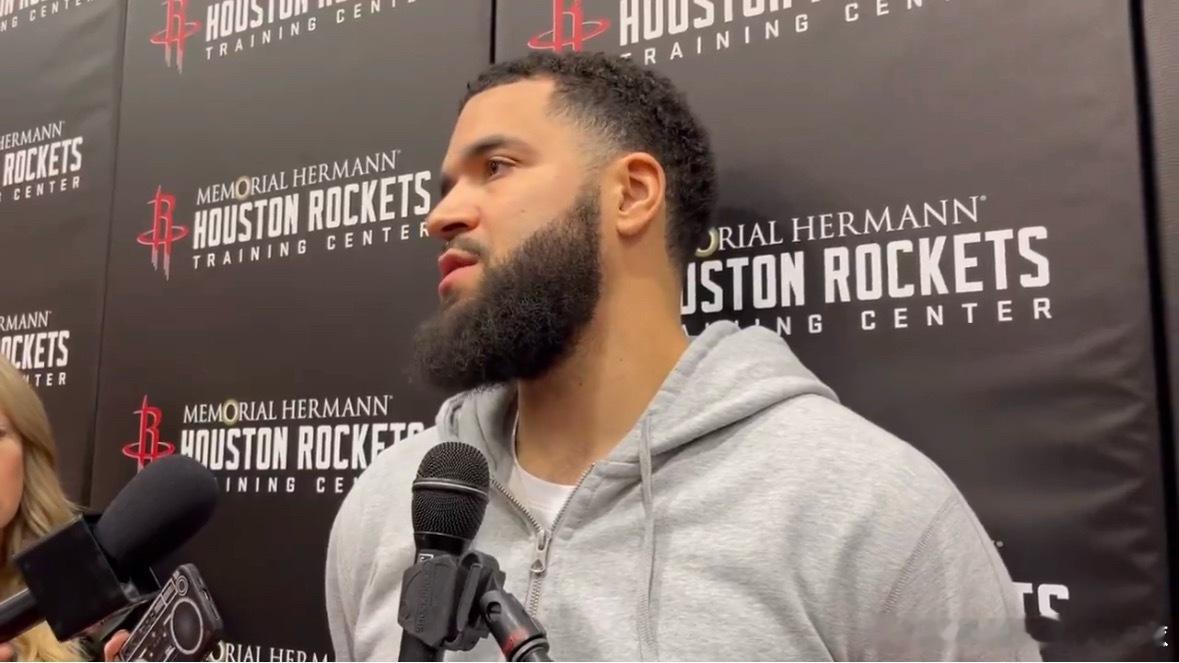 弗雷德·范弗利特何时回归：“没有时间表。几周后，我终于不用拐杖了，那对我来说是个