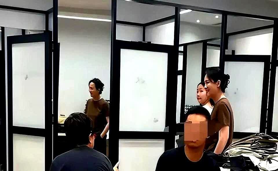 朱媛媛生命最后时刻的遗愿，竟不是托付父母也不是事业，而是颤抖着拉住丈夫辛柏青的手