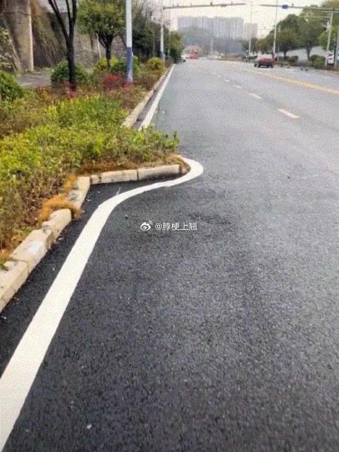 这一小块的拆迁费很高吗？