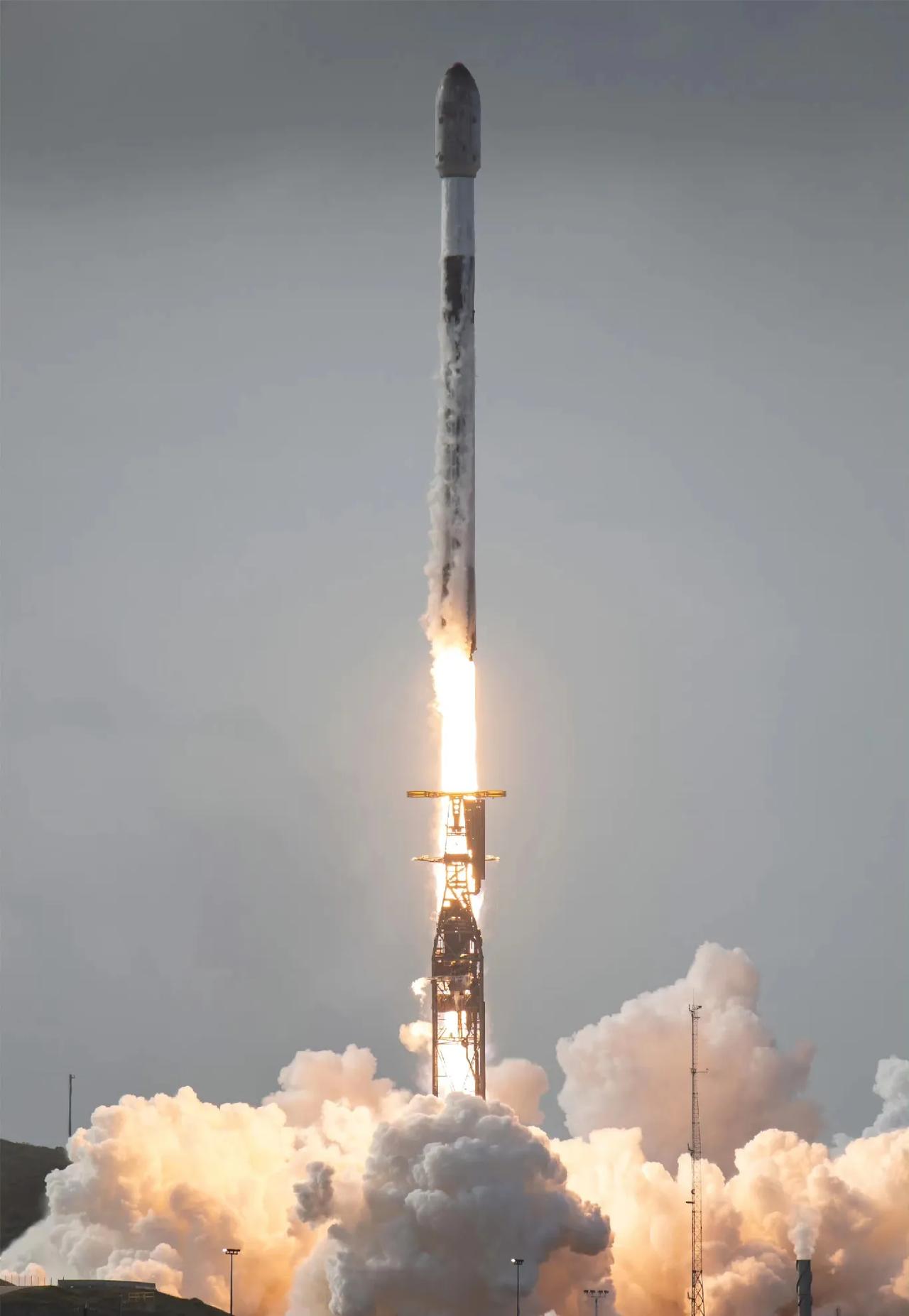 以北京时间计，从昨天到今天凌晨，在不到24个小时，全球共进行了5次航天发射，有四