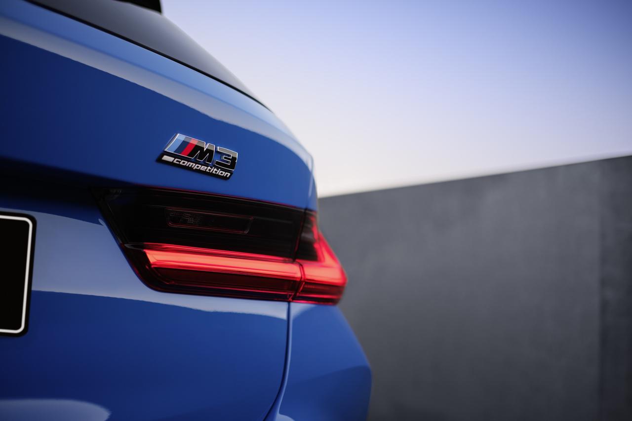 Bimmer等疯了的M3旅行版终于来中国了‼️成都天府赛车场的引擎声还在耳边炸