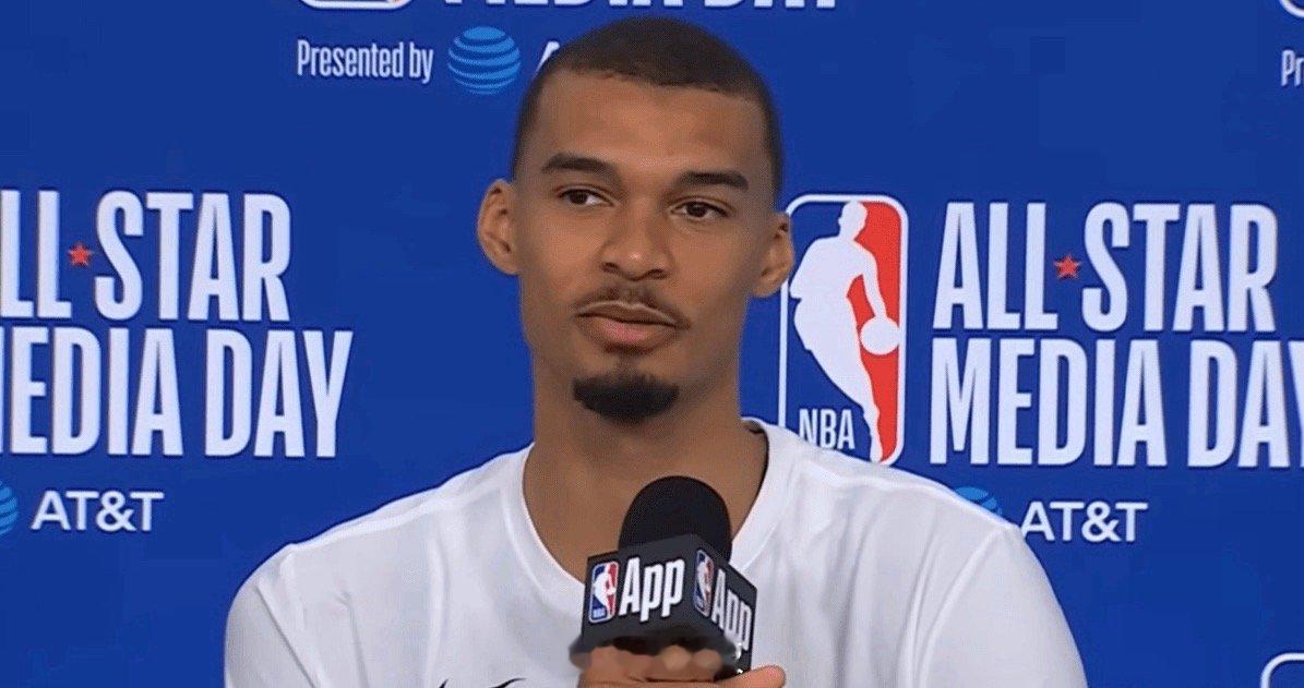 最大的认可！文班亚马谈詹姆斯：“勒布朗作为联盟的门面。”“二十多年从未出现过毁灭