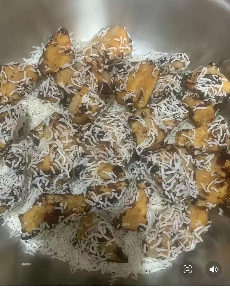 这是啥菜呀？大家能看出来吗？[捂脸哭][捂脸哭][捂脸哭]