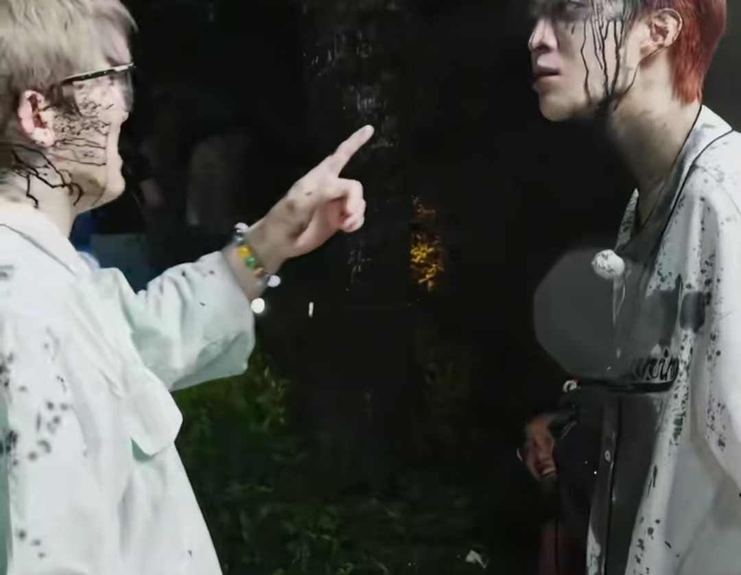 家人们，看了跑男预告我已经笑到满地找头了😆范丞丞当pd后玩游戏直接追着姚译添