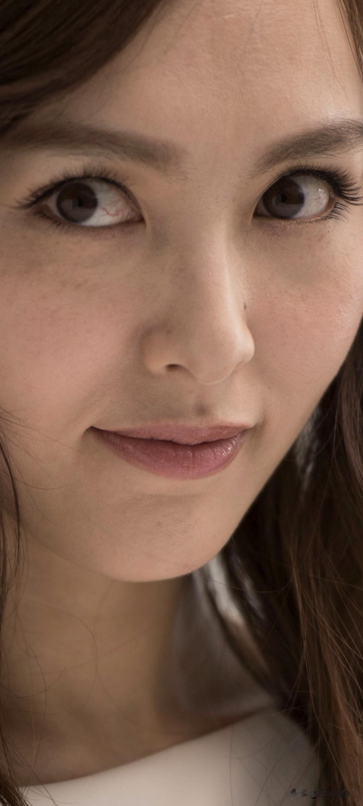 你们觉得众多女明星中谁最漂亮?唐嫣姐姐状态好好，新剧赶紧安排！期待唐嫣的新作品，