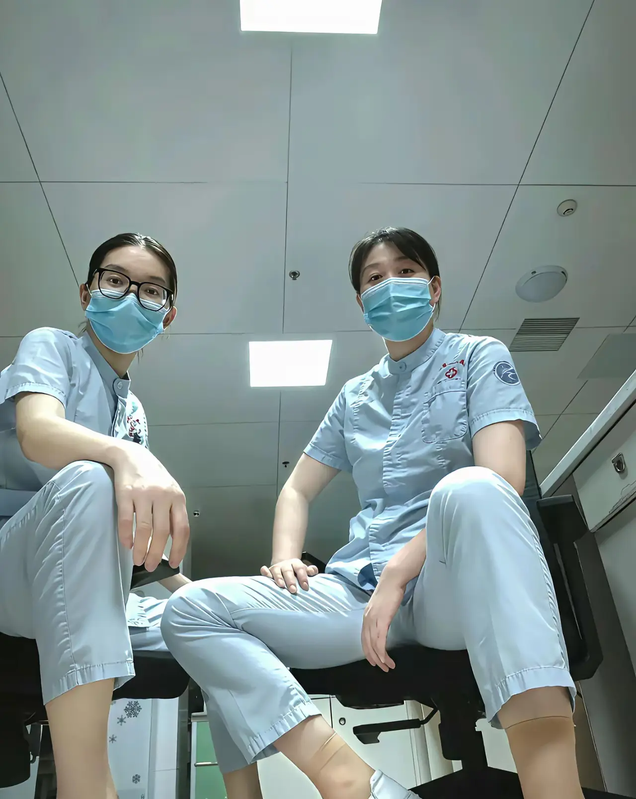 倒地后，护士长对我的压迫感。