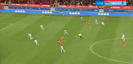 中超联赛出现重大争议判罚，上海海港在1:2落后的情况下，刘祝潤的进球被裁判判为进