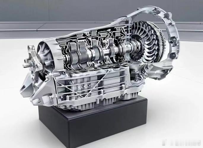 去年开始，为什么大家都不再讨论淘汰燃油车这事儿了？综合看下来我觉得这个观点还是比