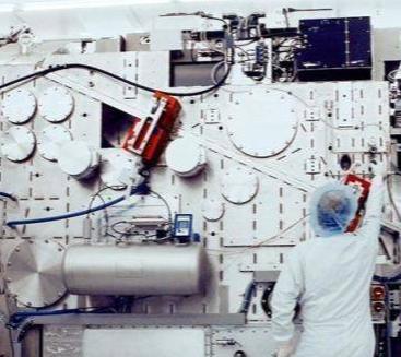 日本人快急哭了。真的,他们在中美芯片大战的废墟里,扒拉出一个让他们脊背发凉的秘