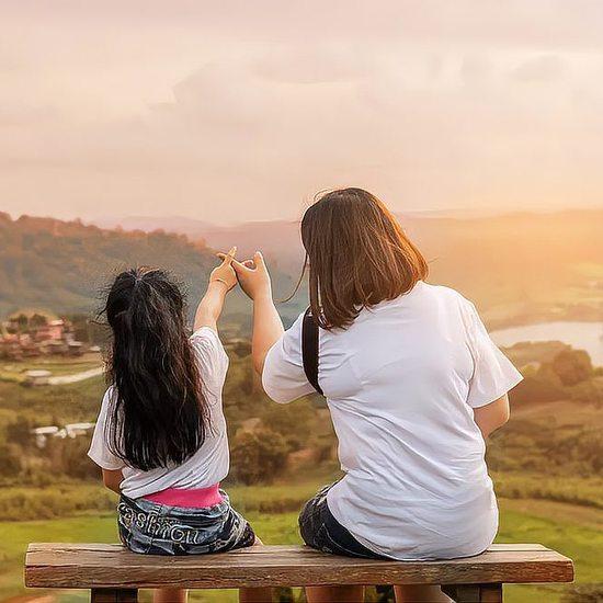 父母对孩子最好的托举是激发TA的本自具足icon。真正的托举，从来不是把他们