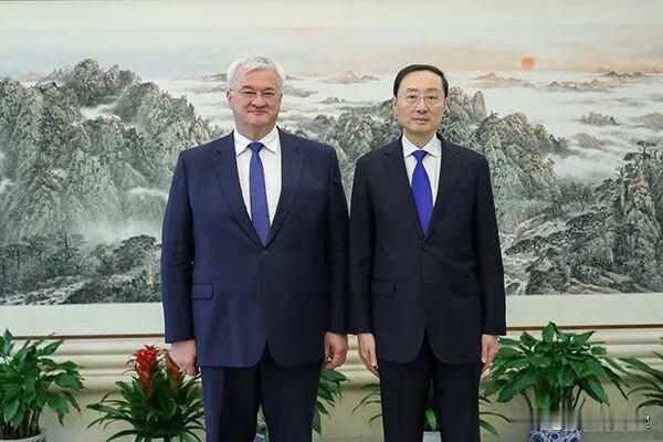 乌：派他来华是发通知外交部发言人林剑就乌克兰在新一轮制裁方案中带上中国相关内