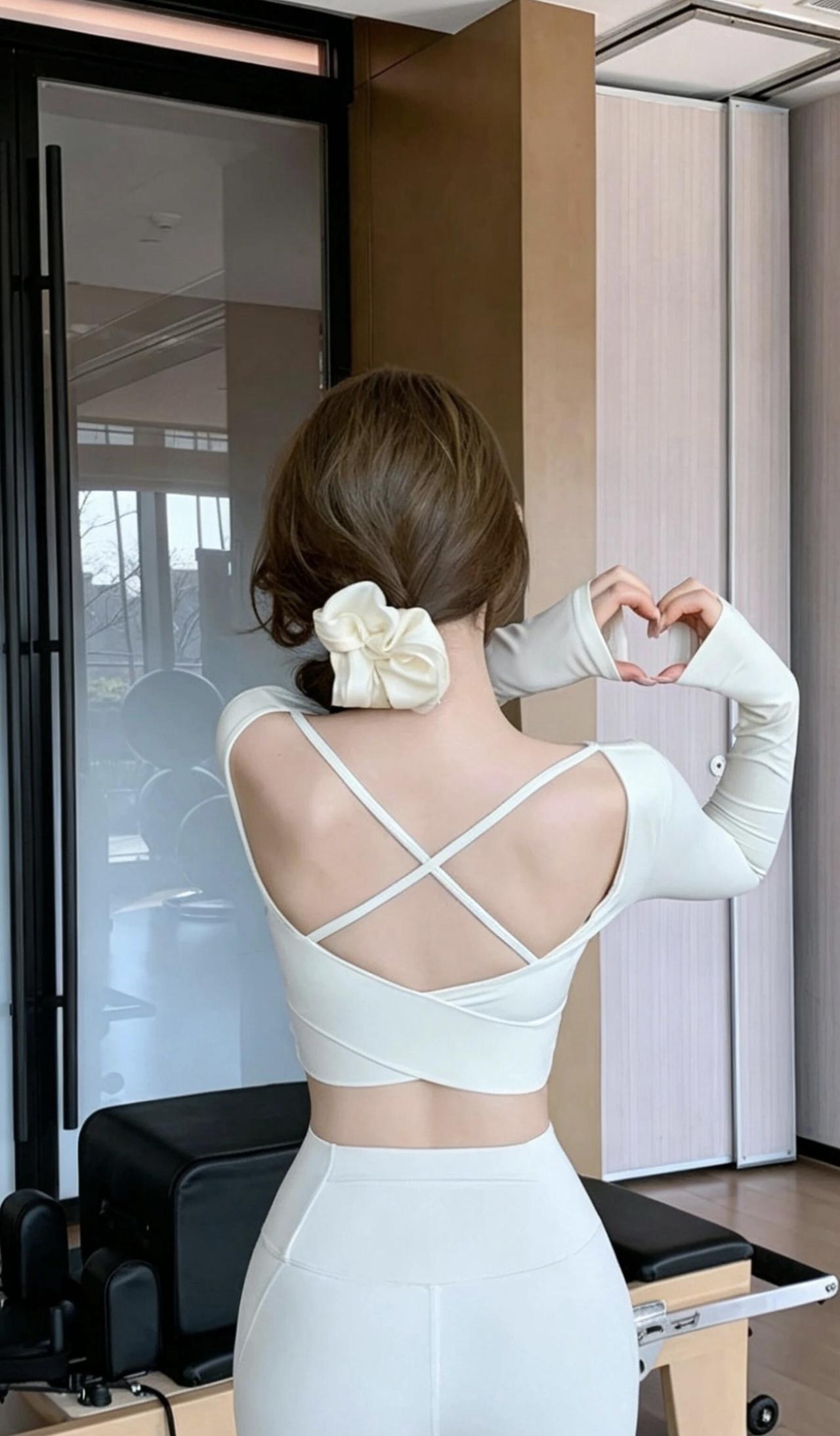 运动女孩自拍，健康生活每一天！💪🏋️‍♀️运动少女自拍健身女性穿搭运动风