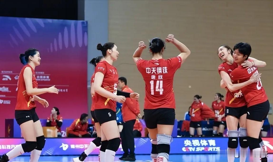 女排联赛A组各队综合实力（只看本土球员）：1、江苏队：一直以全华班阵容打遍国内