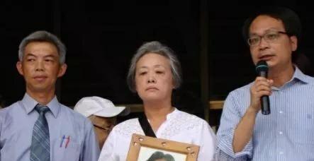 1997年，士兵江国庆强奸女童被判死刑，枪决前江国庆咬牙切齿地诅咒说，人不是我杀