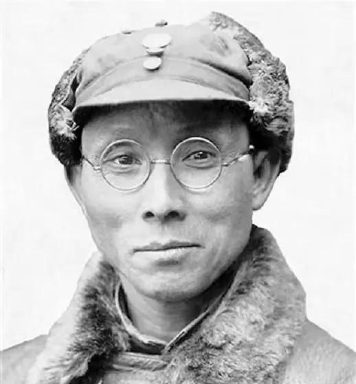 1952年，毛主席对邓子恢说：我还有个女儿在龙岩，查一下还在不在“主席，您刚才