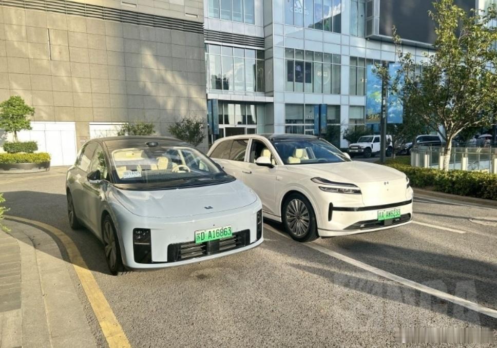 顺便补一句。乐道L90其实是一款解释成本低到难以想象的车，他们有的说这个车很理想