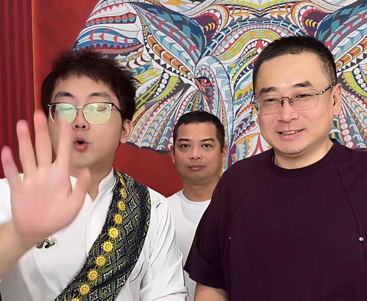 二八换子事件中，带货直播是绕不开的一个现象。跟随许敏追查真相的家人云昊姚家男儿