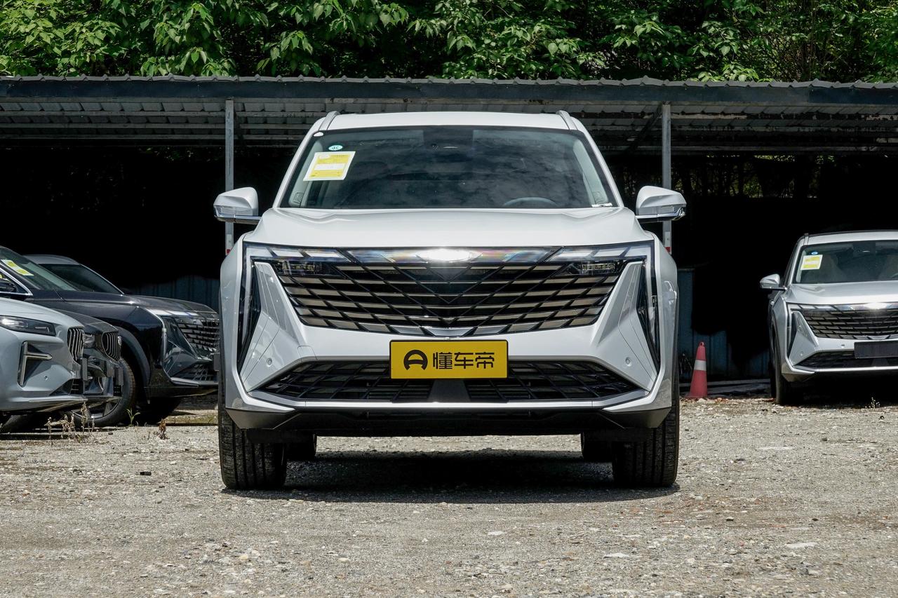 最近想买辆二手博越L，跑了一圈市场，问了修车师傅，才发现网上那些“博越L很保值”