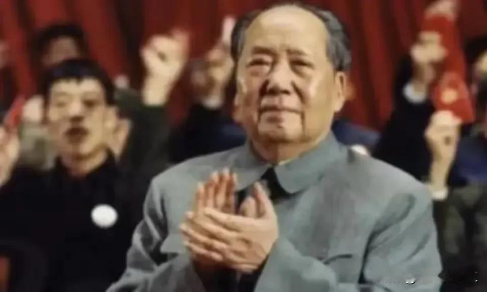 民心为秤，历史为证：谁对毛主席不敬，人民就不饶谁！前几日在毛主席诞辰纪念日，