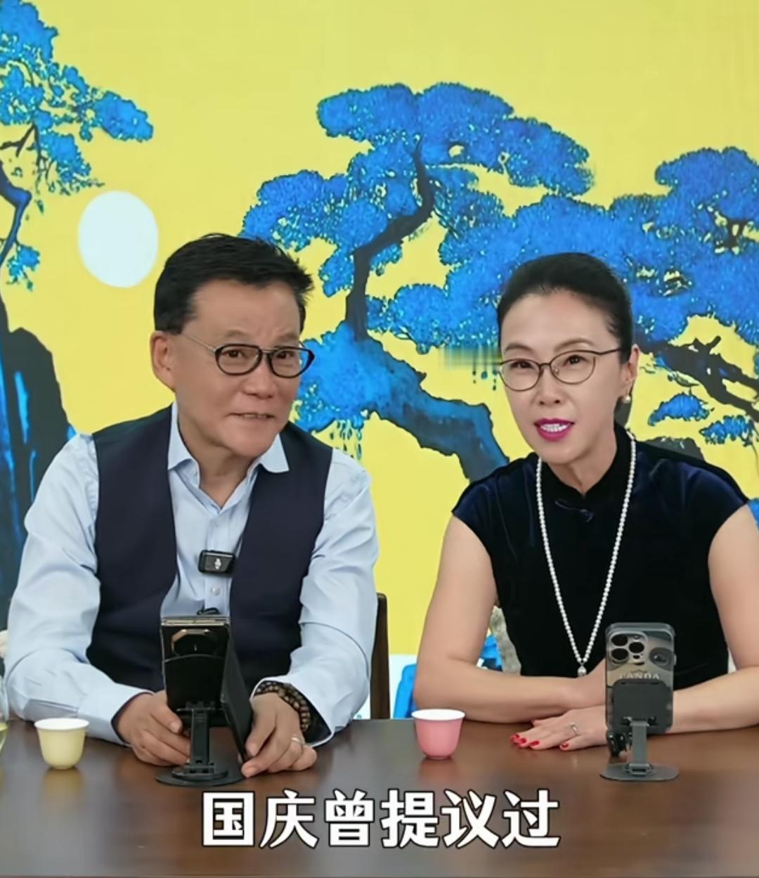 这届网友也太有趣了吧，居然有人说张丹红怀孕了，直接劝李国庆张丹红夫妇“生一个想想