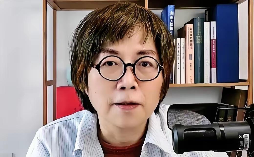 现在支持黄智贤的人都有什么论调呢？昨天我发了一条关于黄智贤的帖子，有三百多条评