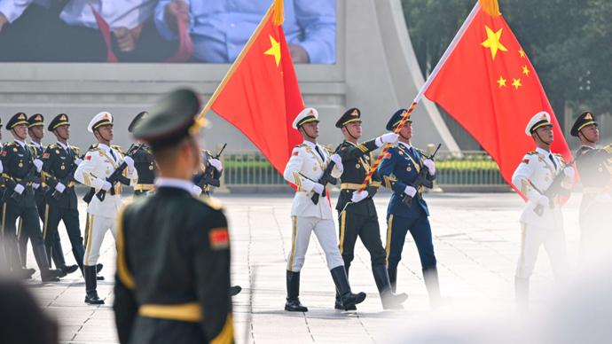 德国不来，法国不来，英国不来，连意大利、波兰这些国家也都缺席。有人说这是不给我们