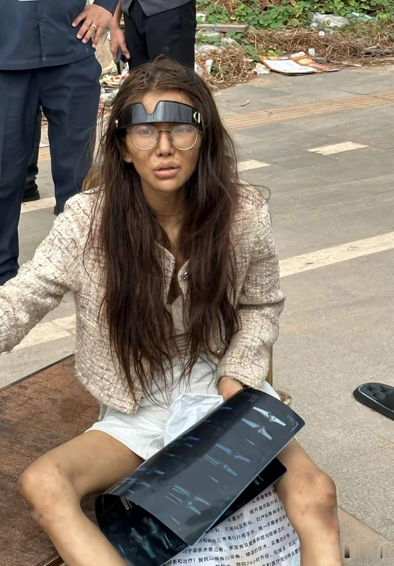 待在自己的国家不好吗？总认为外面才是天堂！几个月前这名福建妹子跟着男友来到西