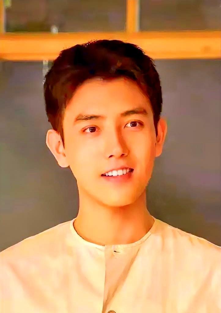 陈凯歌陈红夫妇，估计做梦都要笑醒了。以前都说陈飞宇演戏有股木劲儿，空有爹妈给