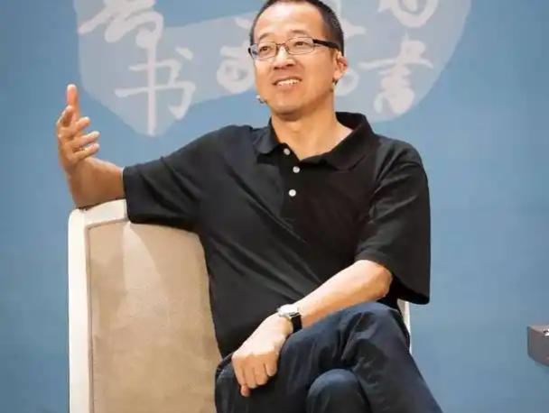 俞敏洪说：“一个人如果八面玲珑，能说会道，特别会来事，这并不是情商高。真正的情商