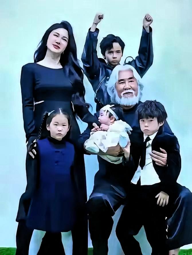 网友催张纪中带娃验DNA？与其纠结孩子像不像，不如看清这场热议的真面目！哪