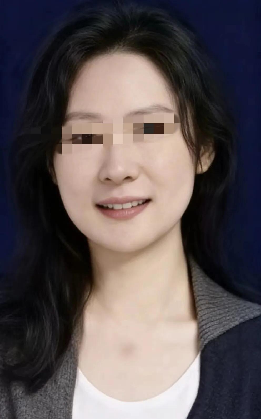 这位美女是唐婵玉，她是信达证券研究所研究员。这位拥有香港科技大学硕士、对外经贸大