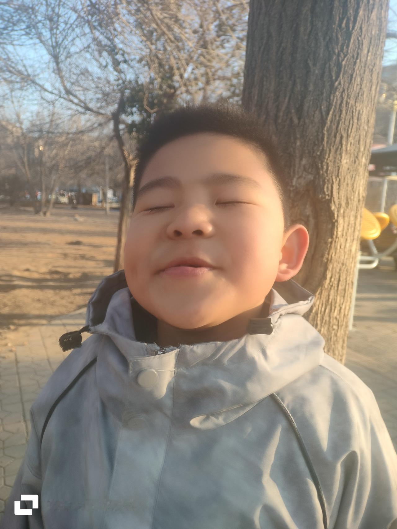 娘家的路是用金钱铺出来的，我妈也说我姑的坏话，嫌弃我姑回去的次数少？带